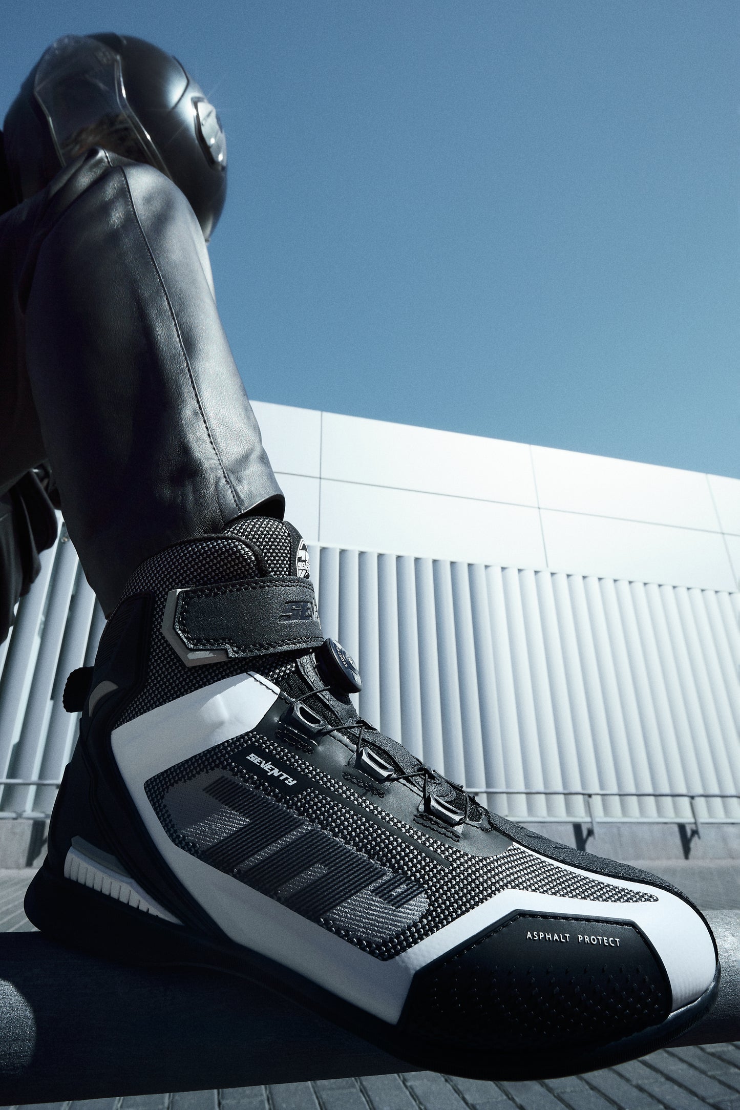 WHITE & BLACK RACING ANKLE BOOT SD-BR3